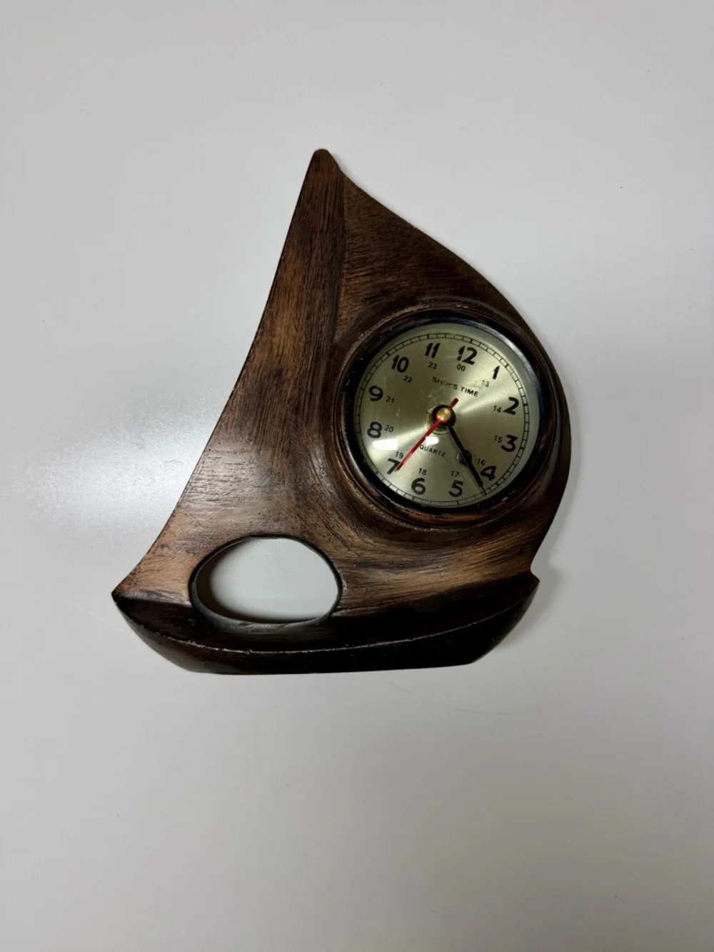 Vintage‎ Ship’s Time Sailboat Clock • Cast Metal • Wood‑Tone Finish